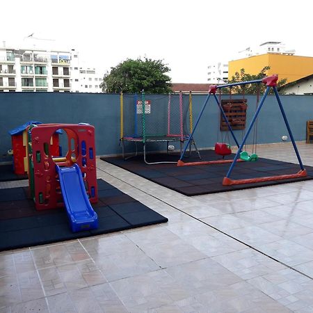 500M Da Praia, Predio Cm Piscina, 1Garagem, Wi-Fi 300 Mbps, Centro De Guaruja, Proximo A Praia E Comercio, Horarios Check-In E Check-Out Flexiveis, Churrasqueira, 外观 照片