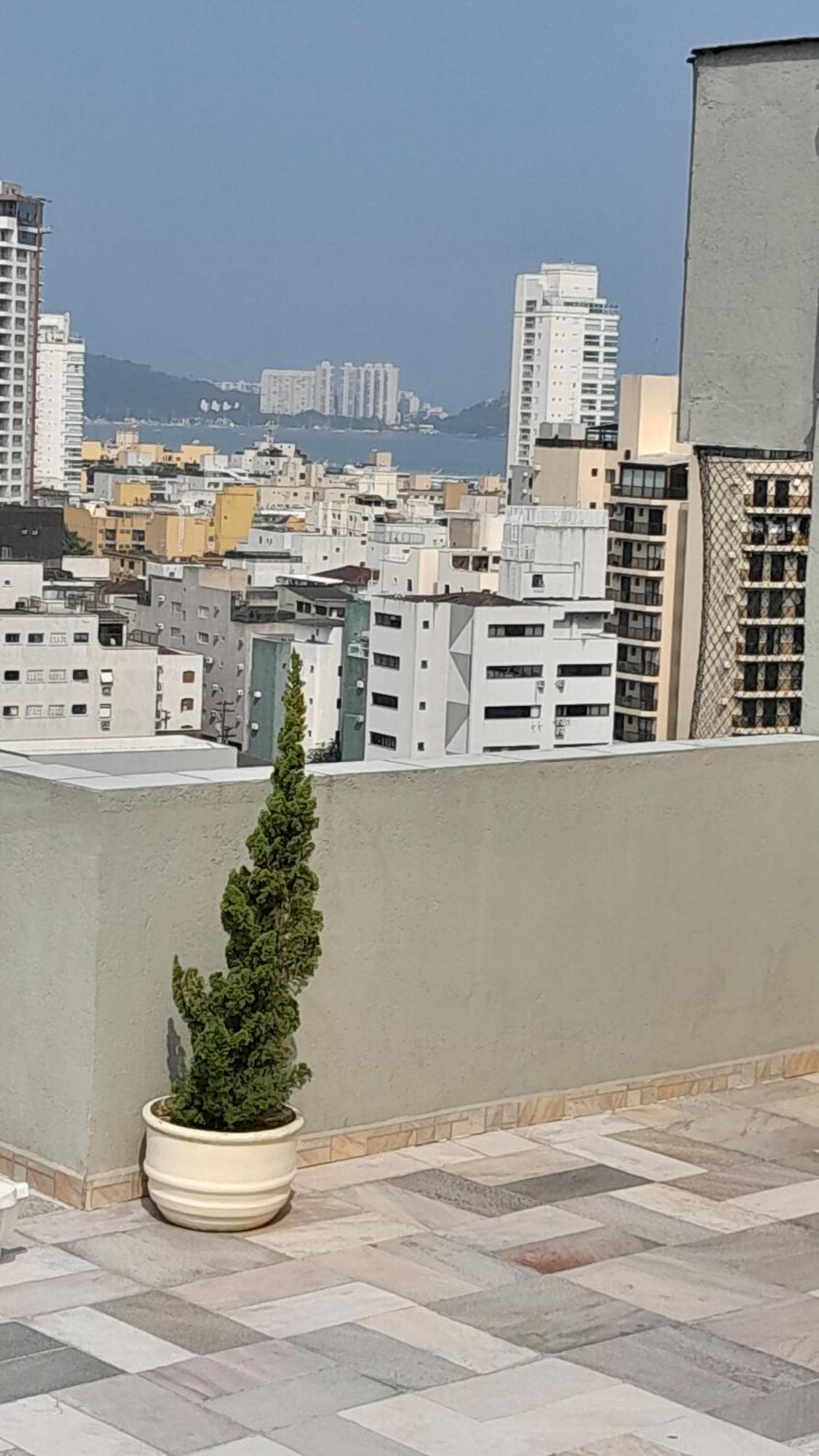 500M Da Praia, Predio Cm Piscina, 1Garagem, Wi-Fi 300 Mbps, Centro De Guaruja, Proximo A Praia E Comercio, Horarios Check-In E Check-Out Flexiveis, Churrasqueira, 外观 照片